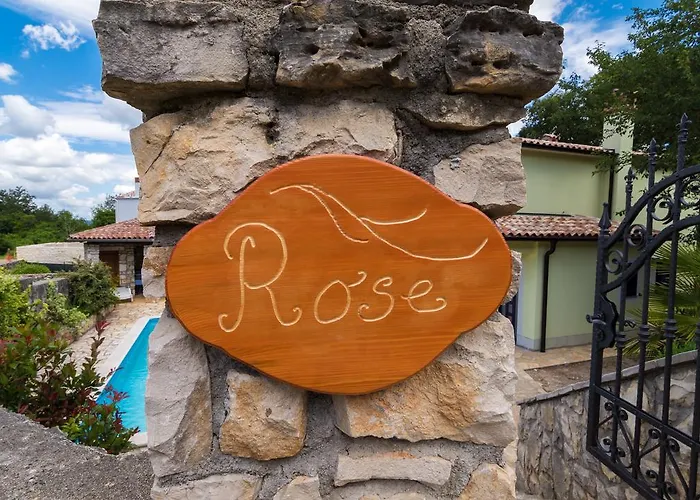 Rose Villa *